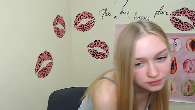 MademoiselleCl online show from December 11, 3:15 pm