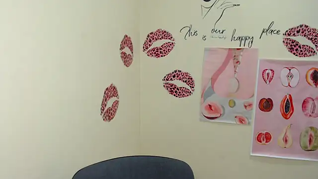 MademoiselleCl online show from February 9, 10:20 am