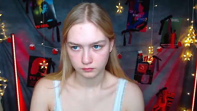 MademoiselleCl online show from January 6, 1:26 pm