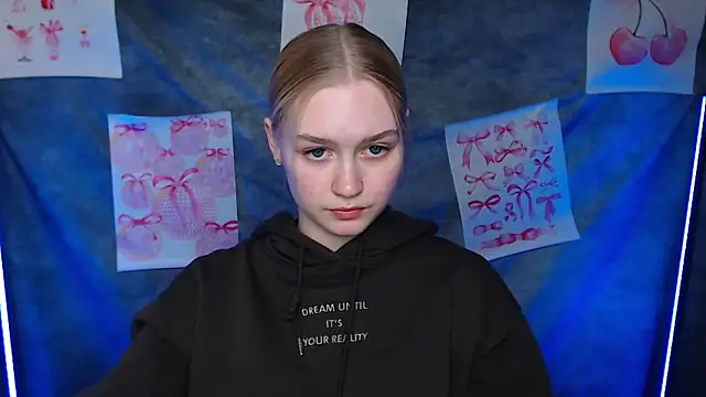 MademoiselleCl online show from February 16, 1:29 pm