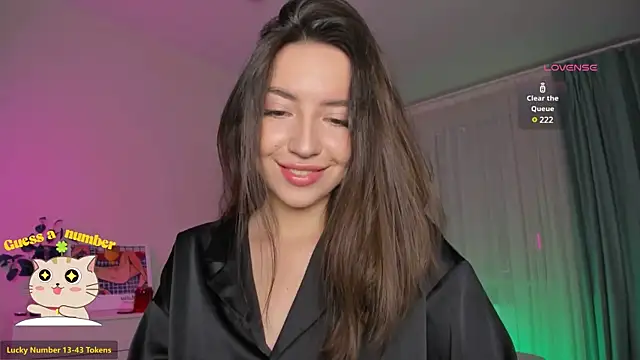 Oh My Dianee online show from March 6, 7:25 am