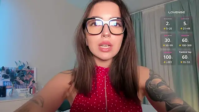 Oh My Dianee online show from October 24, 7:49 am