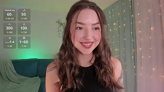Snapshot of Oh_My_Dianee chatting on May 11, 8:53 am Oh My Dianee online show from May 11, 8:53 am