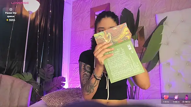 Snapshot of _lanna_jhonson_ chatting on December 28, 12:03 pm  lanna jhonson  online show from December 28, 12:03 pm