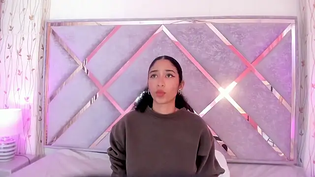 Snapshot of _lanna_jhonson_ chatting on December 31, 5:40 pm  lanna jhonson  online show from December 31, 5:40 pm