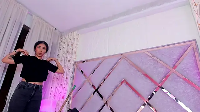 Snapshot of _lanna_jhonson_ chatting on February 28, 5:04 pm  lanna jhonson  online show from February 28, 5:04 pm