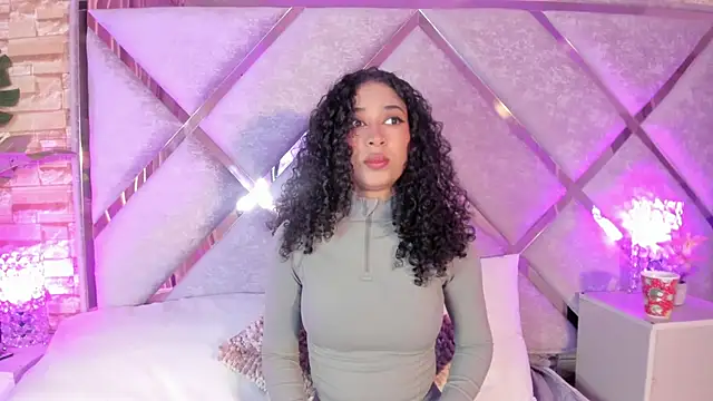 Snapshot of _lanna_jhonson_ chatting on September 23, 4:04 am  lanna jhonson  online show from September 23, 4:04 am