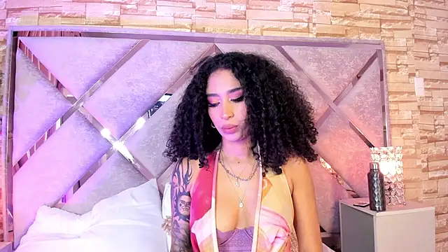  lanna jhonson  online show from November 7, 3:06 am