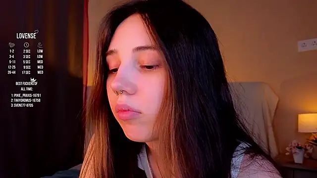 GillianDowdey online show from October 11, 4:33 am