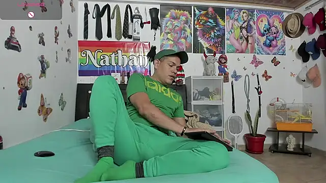 nathan sanchez online show from September 21, 1:18 am