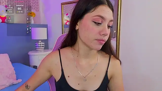 CheryelFox online show from July 26, 8:05 pm