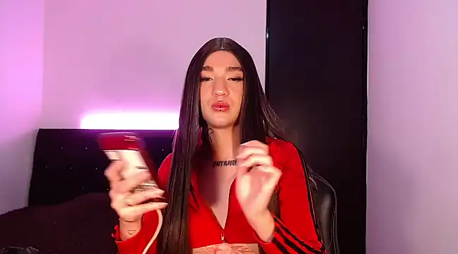 Snapshot of zarablare_ chatting on December 23, 8:11 am zarablare online show from December 23, 8:11 am