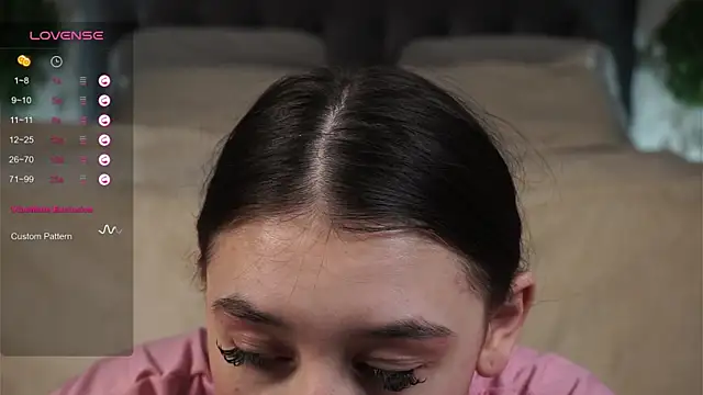 AislyEmbury online show from February 9, 4:46 am