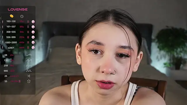 AislyEmbury online show from February 9, 8:13 pm