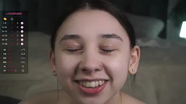 AislyEmbury online show from March 10, 4:38 am