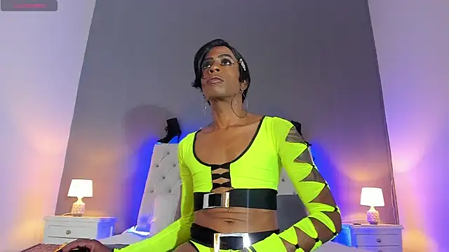 Snapshot of corwindallas24cm chatting on December 26, 3:31 pm corwindallas24cm online show from December 26, 3:31 pm