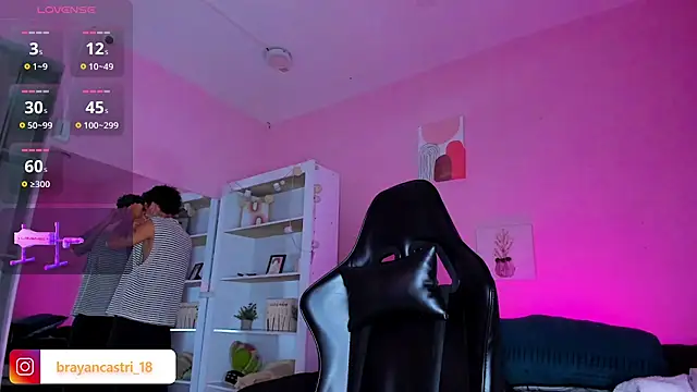 Ian Castillo  online show from December 2, 11:26 am