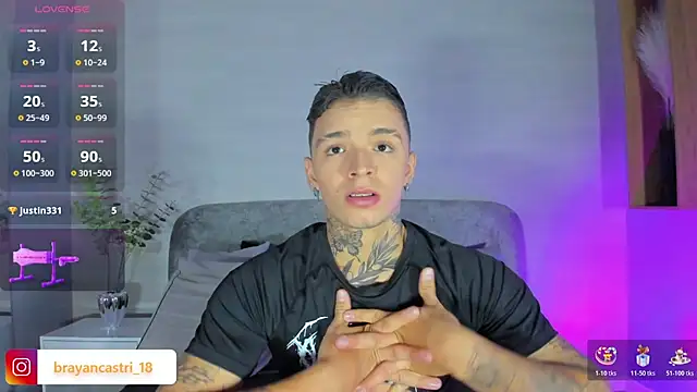 Ian Castillo  online show from June 6, 11:37 am