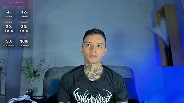 Ian Castillo  online show from July 15, 11:15 am