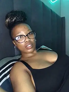 SZA Doja online show from October 18, 9:32 am