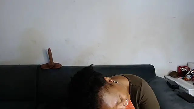 Snapshot of SZA_Doja chatting on May 11, 1:22 am SZA Doja online show from May 11, 1:22 am