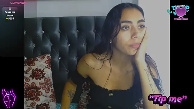 AntonellaAndNoah online show from January 4, 3:39 pm