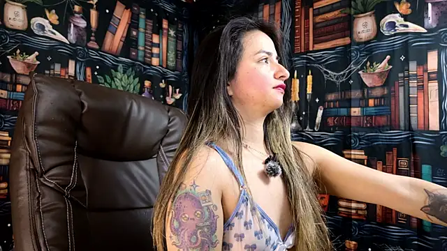 julietta   jackson online show from April 1, 8:50 pm