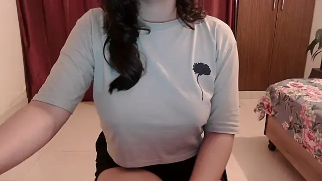 Snapshot of ANANYA-TIWARI chatting on October 1, 5:24 am ANANYA-TIWARI online show from October 1, 5:24 am