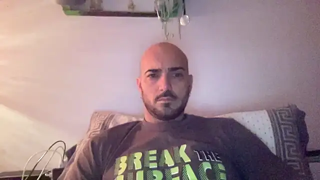 alessandromori91 online show from December 21, 12:51 am