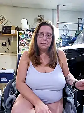 MsShelby40 online show from December 1, 8:42 pm