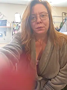 MsShelby40 online show from February 21, 4:37 pm