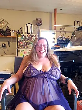 MsShelby40 online show from September 10, 10:10 pm