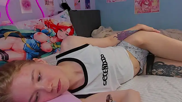 VelvetAnna online show from December 12, 3:37 pm