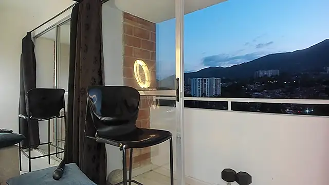 smit hot sr online show from September 8, 11:15 pm