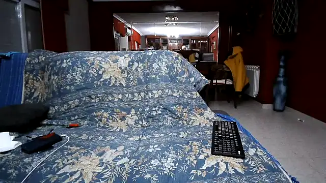 Snapshot of maduroguapo chatting on December 2, 10:38 pm maduroguapo online show from December 2, 10:38 pm