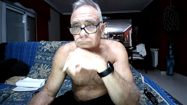 Snapshot of maduroguapo chatting on April 29, 9:10 pm maduroguapo online show from April 29, 9:10 pm