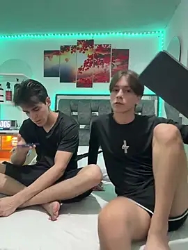 Alex and Fabian online show from April 23, 3:19 am