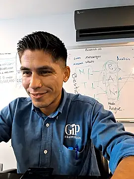 EddyMezo online show from April 23, 5:37 pm