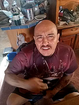 wilsons12 online show from December 2, 9:54 pm