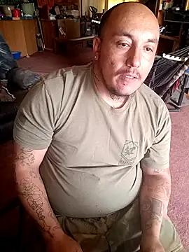 wilsons12 online show from March 31, 10:10 pm