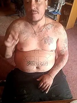 wilsons12 online show from April 20, 7:15 pm