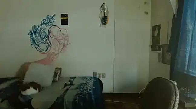 Snapshot of fenixmfx19 chatting on December 17, 1:49 pm fenixmfx19 online show from December 17, 1:49 pm