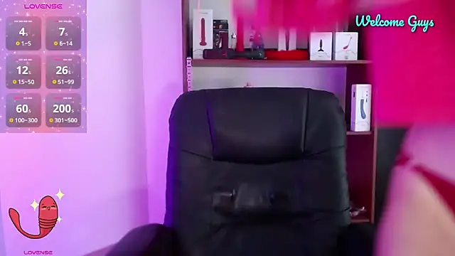 Snapshot of Celeste_Ford_18 chatting on September 14, 10:53 pm Celeste Ford 18 online show from September 14, 10:53 pm