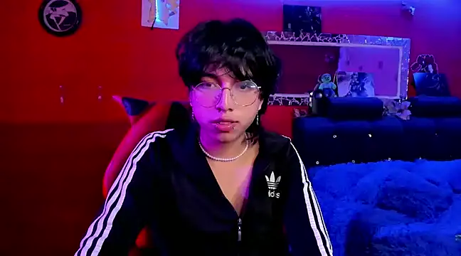 Snapshot of AnggelONfiree chatting on December 14, 12:23 pm AnggelONfiree online show from December 14, 12:23 pm