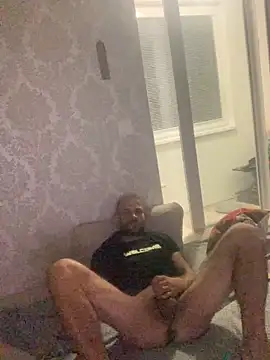 Snapshot of Zbochunec chatting on November 14, 3:16 am Zbochunec online show from November 14, 3:16 am