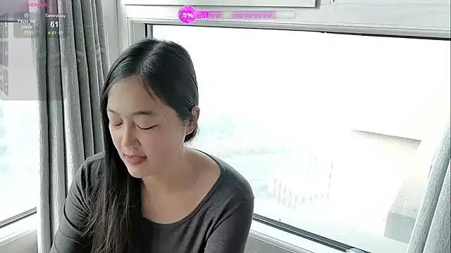 luoxuwen online show from December 18, 12:27 am