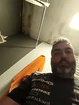 Snapshot of Abelito87 chatting on March 6, 5:48 am Abelito87 online show from March 6, 5:48 am