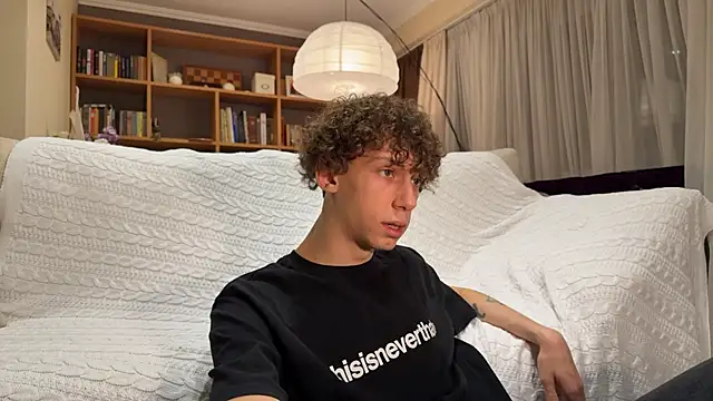 oypo online show from January 24, 6:25 pm