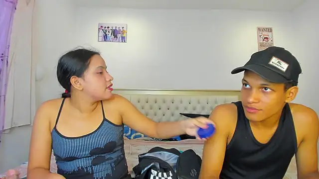 Snapshot of fenixonfire_ chatting on January 8, 8:18 pm fenixonfire online show from January 8, 8:18 pm