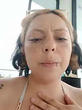 madelaine- online show from December 2, 10:01 pm